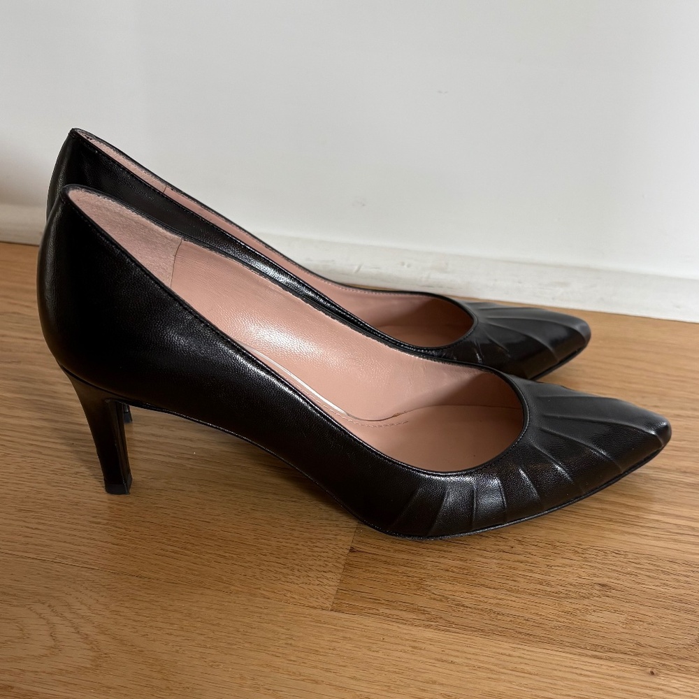 Stuart Weitzman Pump - Women's SIZE 7.5